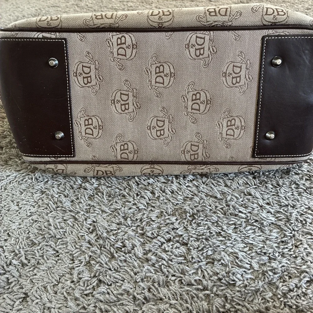 DOONEY & BOURKE Signature Beige Canvas Leather LRG Double Handle Tote Buckle